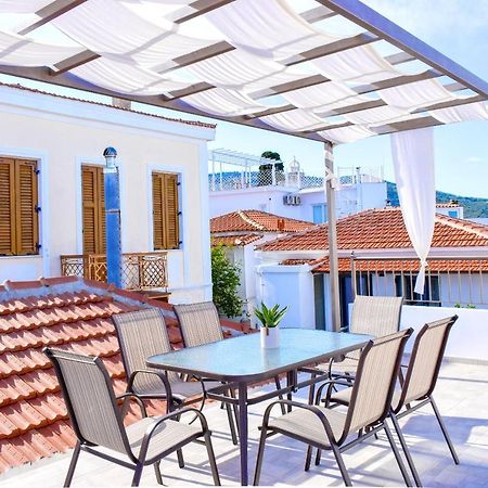 La Maison Plakes Rooftop Apt Скиатос Екстериор снимка