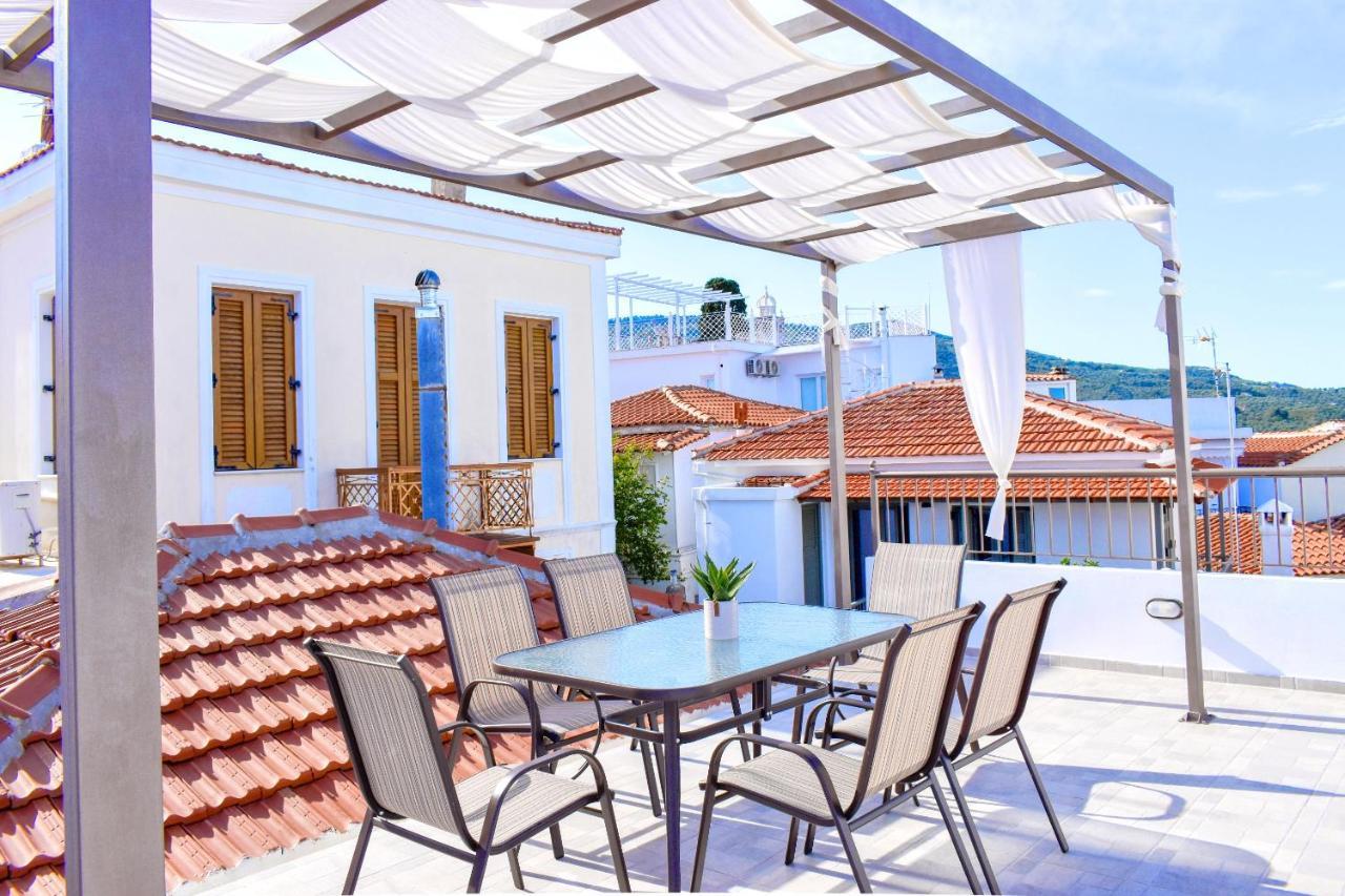 La Maison Plakes Rooftop Apt Скиатос Екстериор снимка