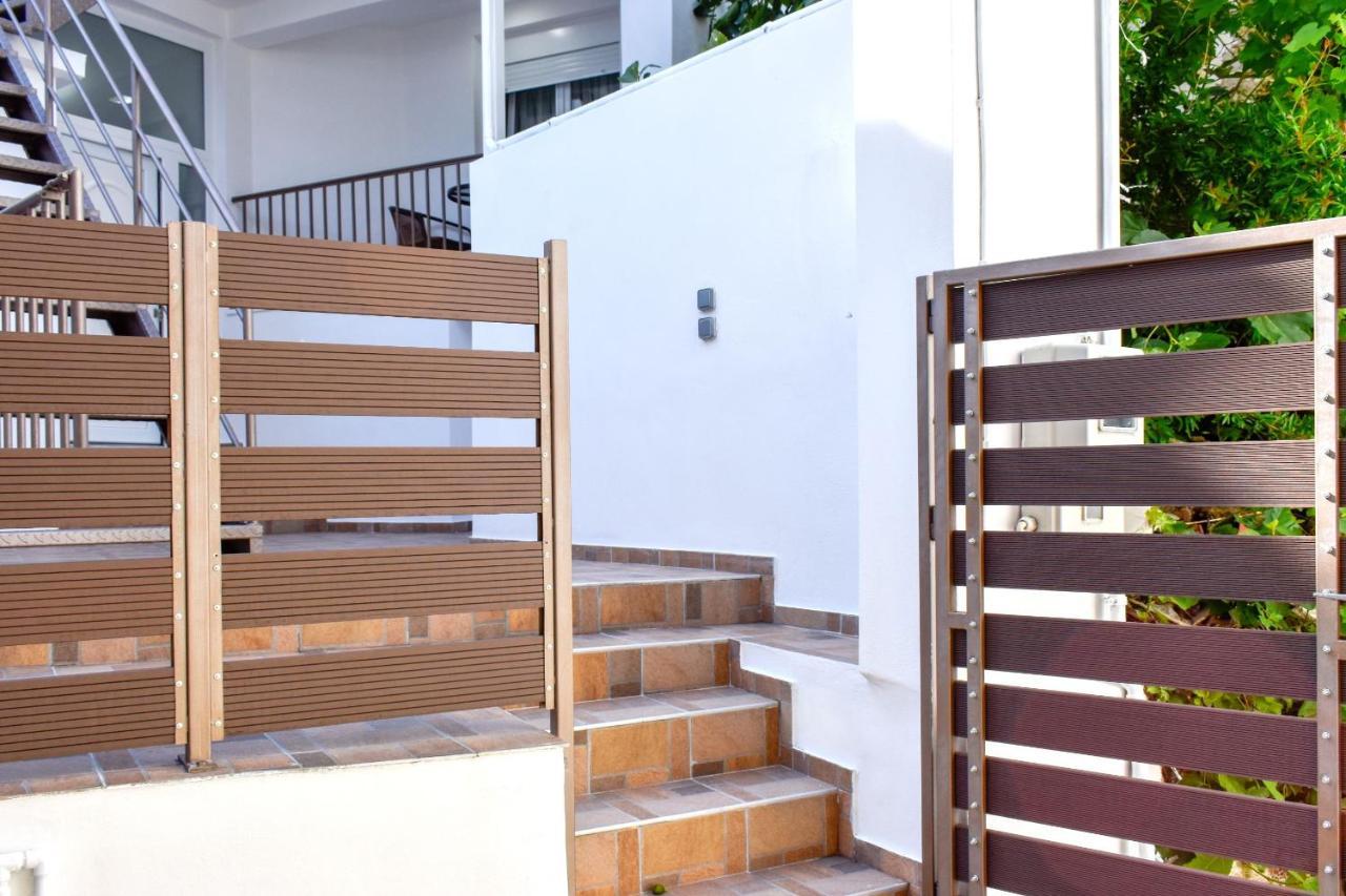 La Maison Plakes Rooftop Apt Скиатос Екстериор снимка