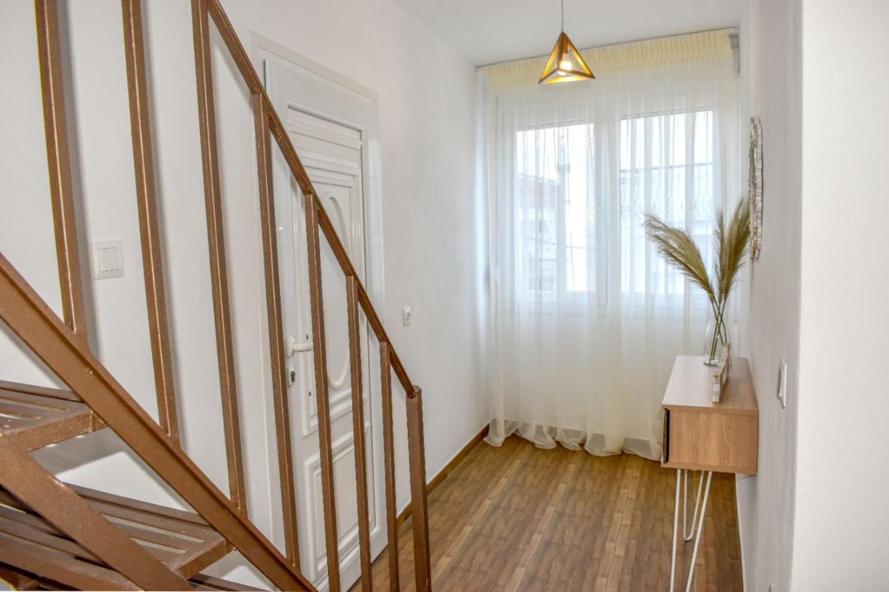 La Maison Plakes Rooftop Apt Скиатос Екстериор снимка