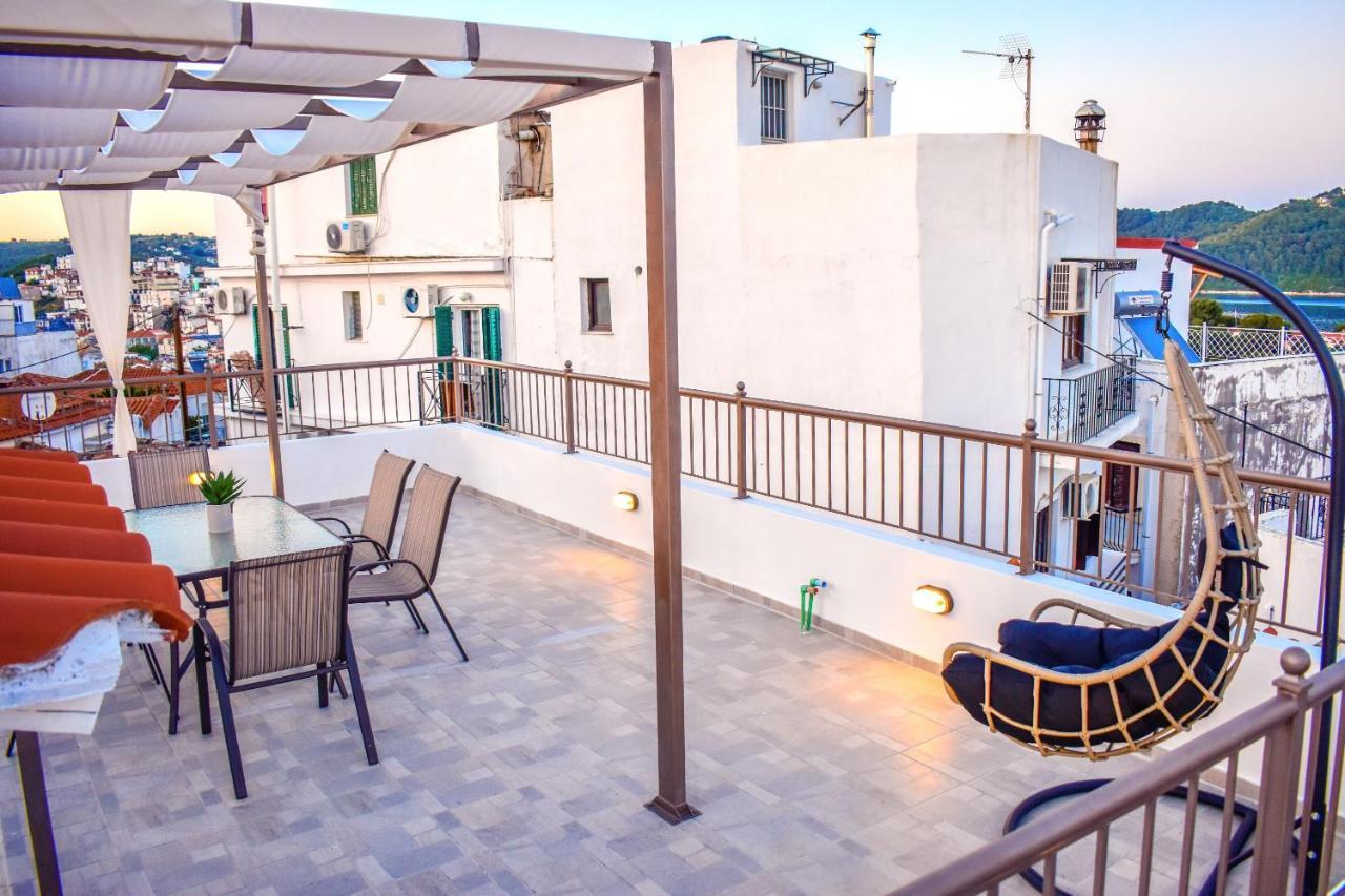 La Maison Plakes Rooftop Apt Скиатос Екстериор снимка