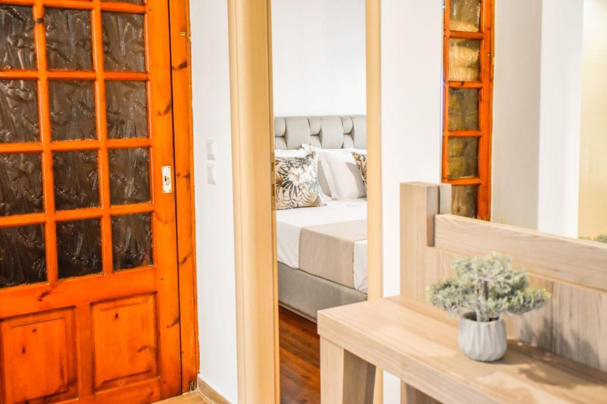 La Maison Plakes Rooftop Apt Скиатос Екстериор снимка