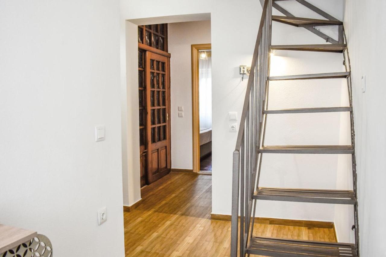 La Maison Plakes Rooftop Apt Скиатос Екстериор снимка
