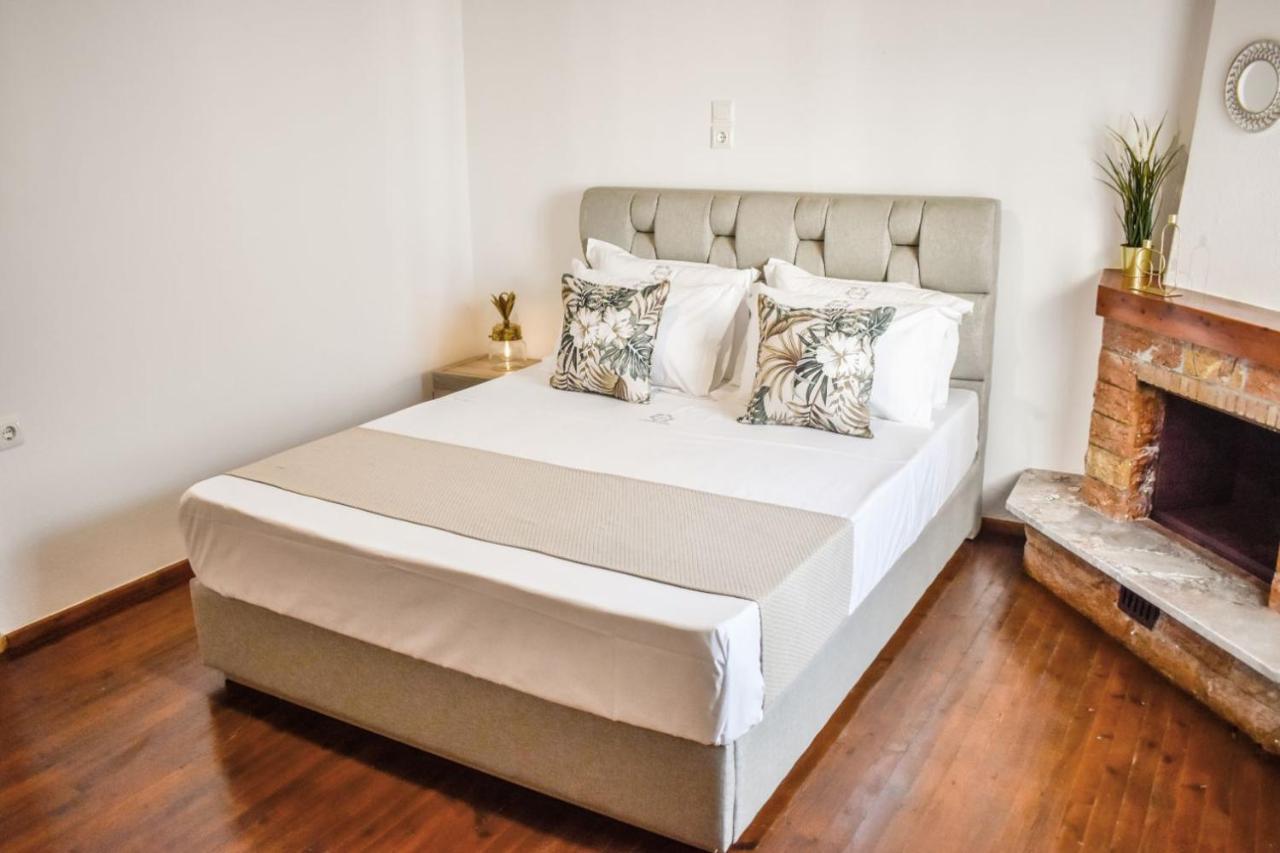 La Maison Plakes Rooftop Apt Скиатос Екстериор снимка